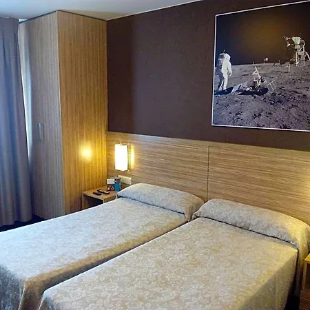 Moon Hotel
